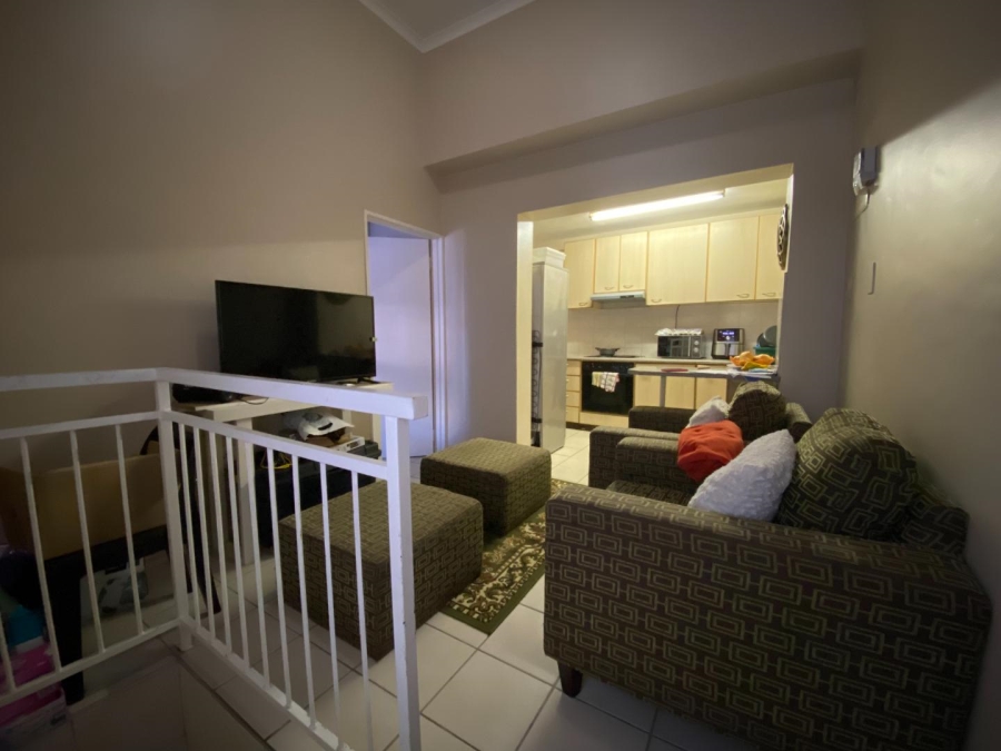 1 Bedroom Property for Sale in Wynberg Western Cape